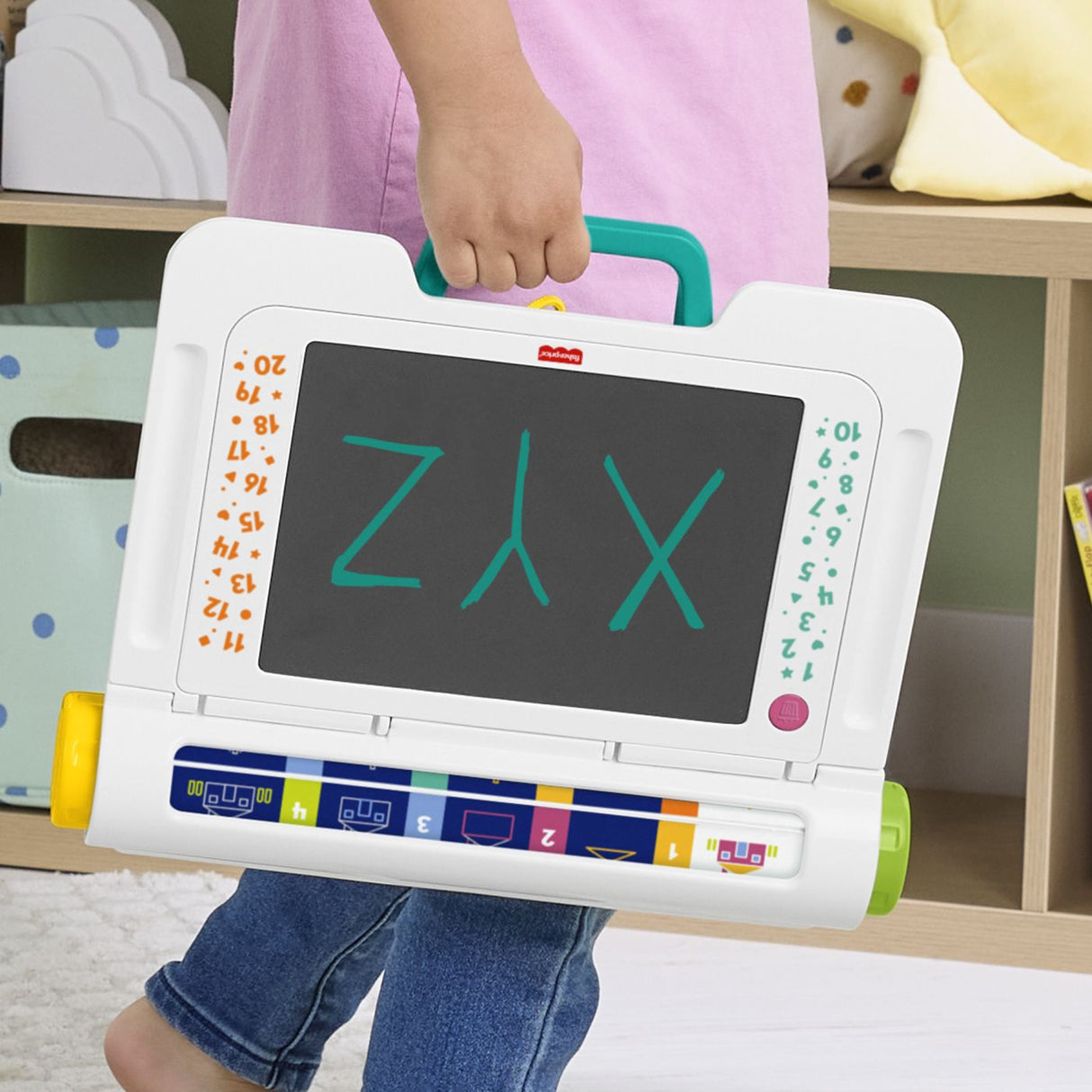 FISHER PRICE BIROU DE INVATARE INTERACTIV