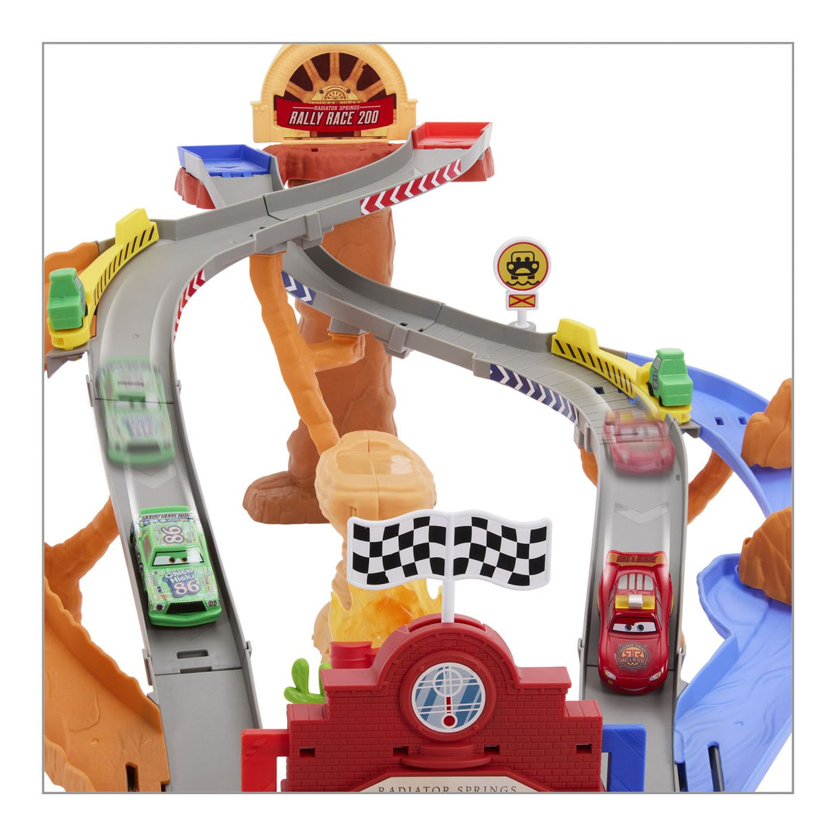 CARS RACE AND RESCUE SET DE JOACA CURCUIT DE SALVARE SI 3 MASINUTE METALICE