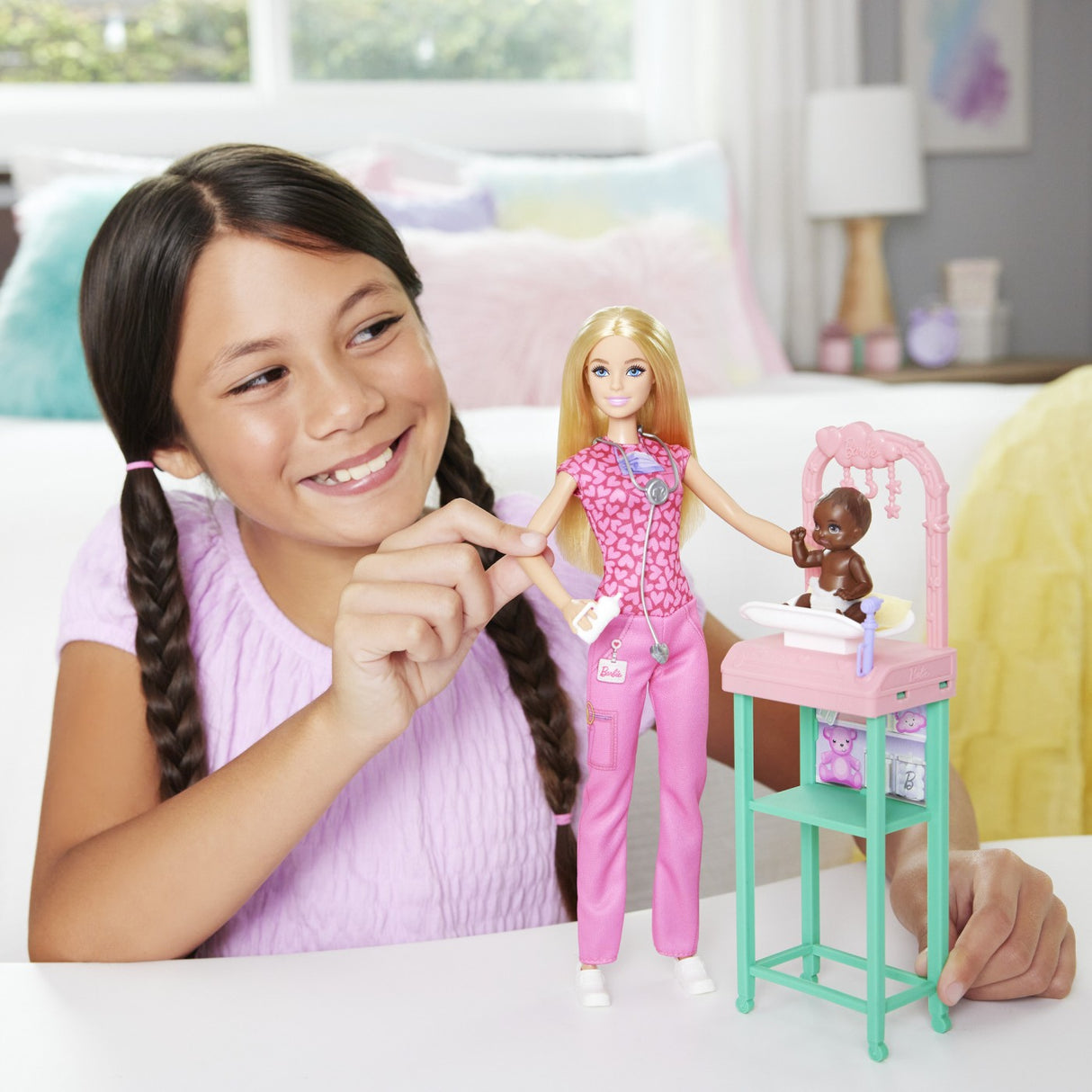 BARBIE SET DE JOACA PAPUSA BARBIE BLONDA FACE CARIERA PEDIATRU