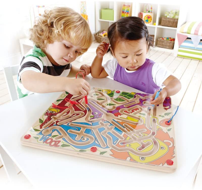 HAPE LABIRINT MAGNETIC ZOO'M - DISTRACTIE LA DUBLU