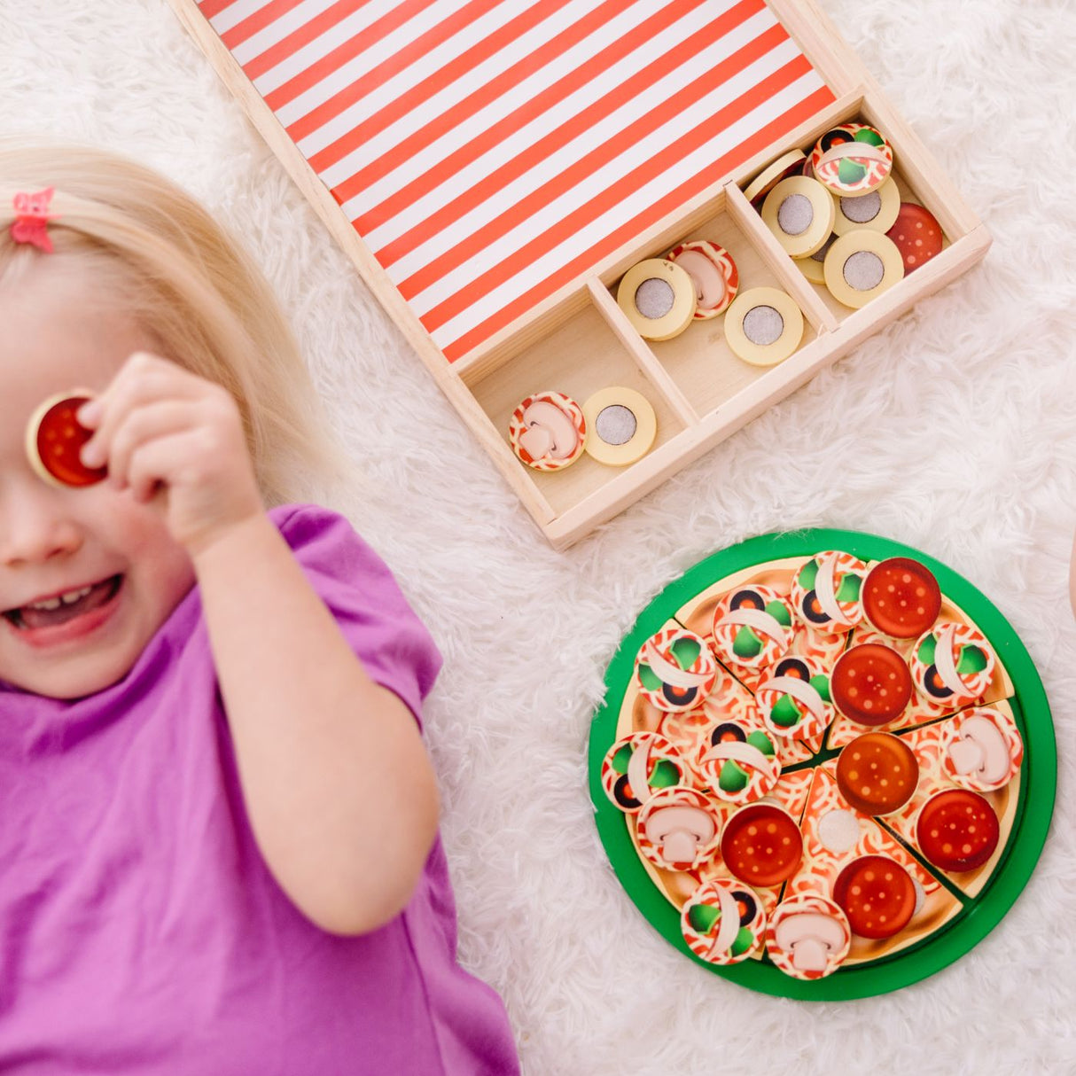 MELISSA AND DOUG SET DE JOACA DIN LEMN PETRECERE CU PIZZA