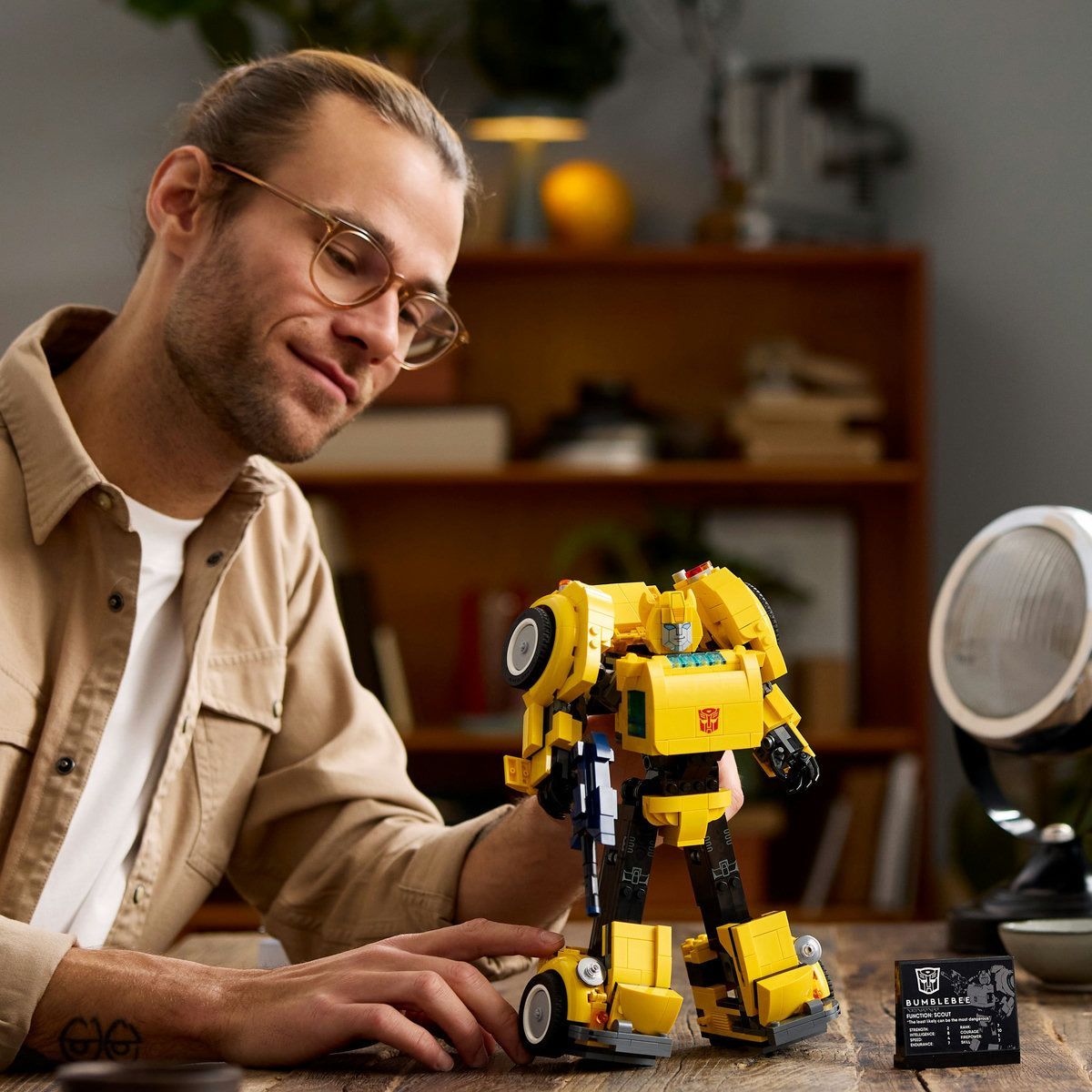 LEGO ICONS TRANSFORMERS BUMBLEBEE 10338