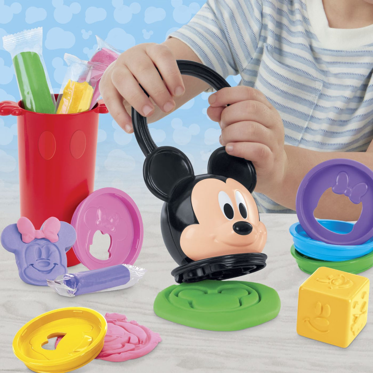 SET DE JOACA STIVUIBIL DISTRACTIV PLAY DOH DISNEY JUNIOR