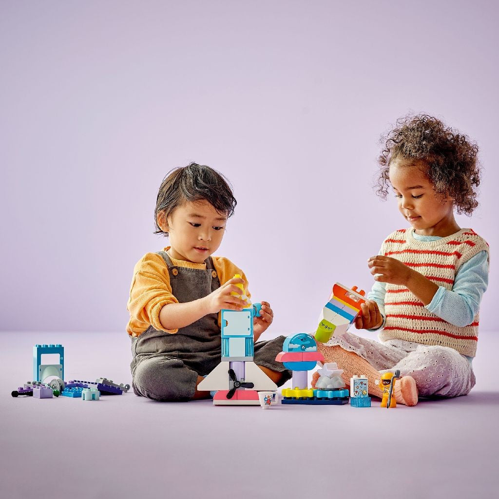 LEGO DUPLO AVENTURA CU NAVETA SPATIALA 3 IN 1 10422