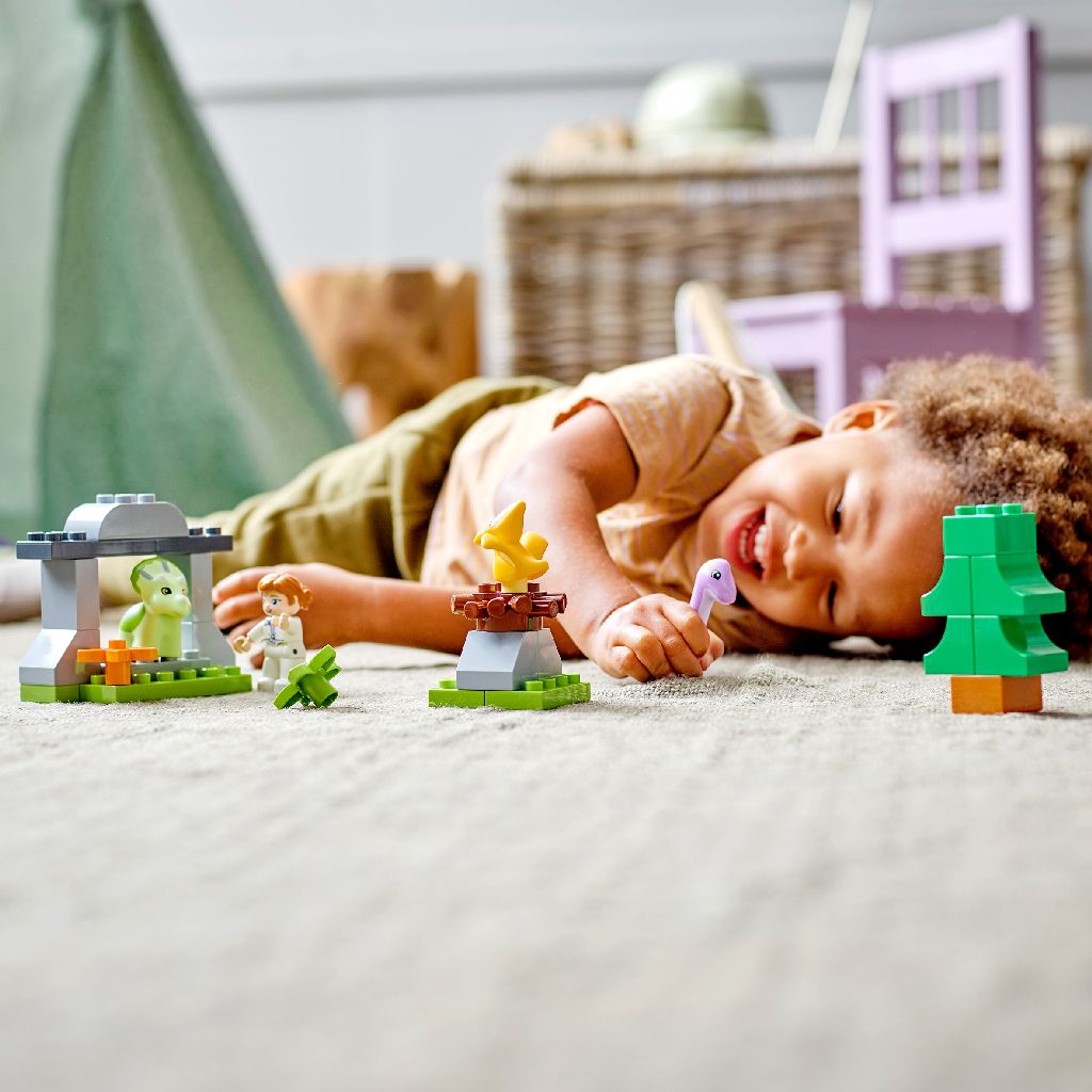 LEGO DUPLO INCUBATORUL PENTRU DINOZAURI 10938