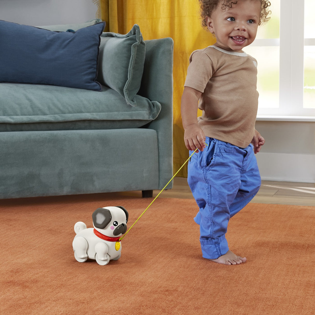 FISHER PRICE JUCARIE DE TRAS INTERACTIVA CATEL CU MISCARI SI SUNETE
