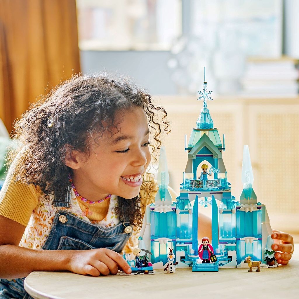 LEGO DISNEY PRINCESS PALATUL DE GHEATA AL ELSEI 43244
