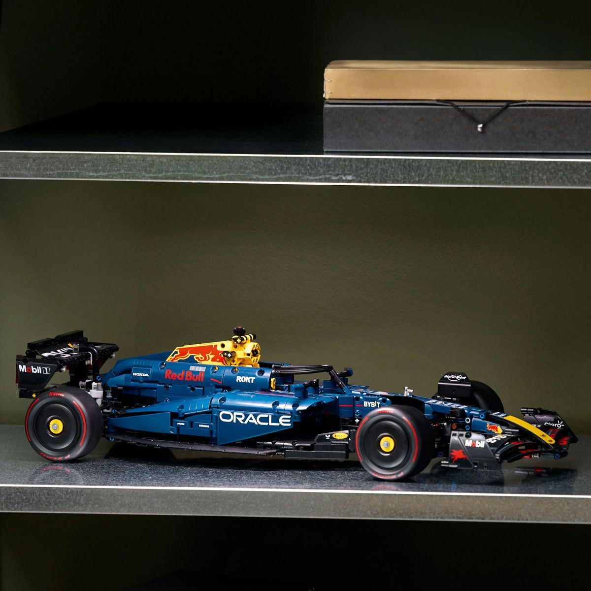 LEGO TECHNIC MASINA F1 ORACLE RED BULL RACING RB20 42206