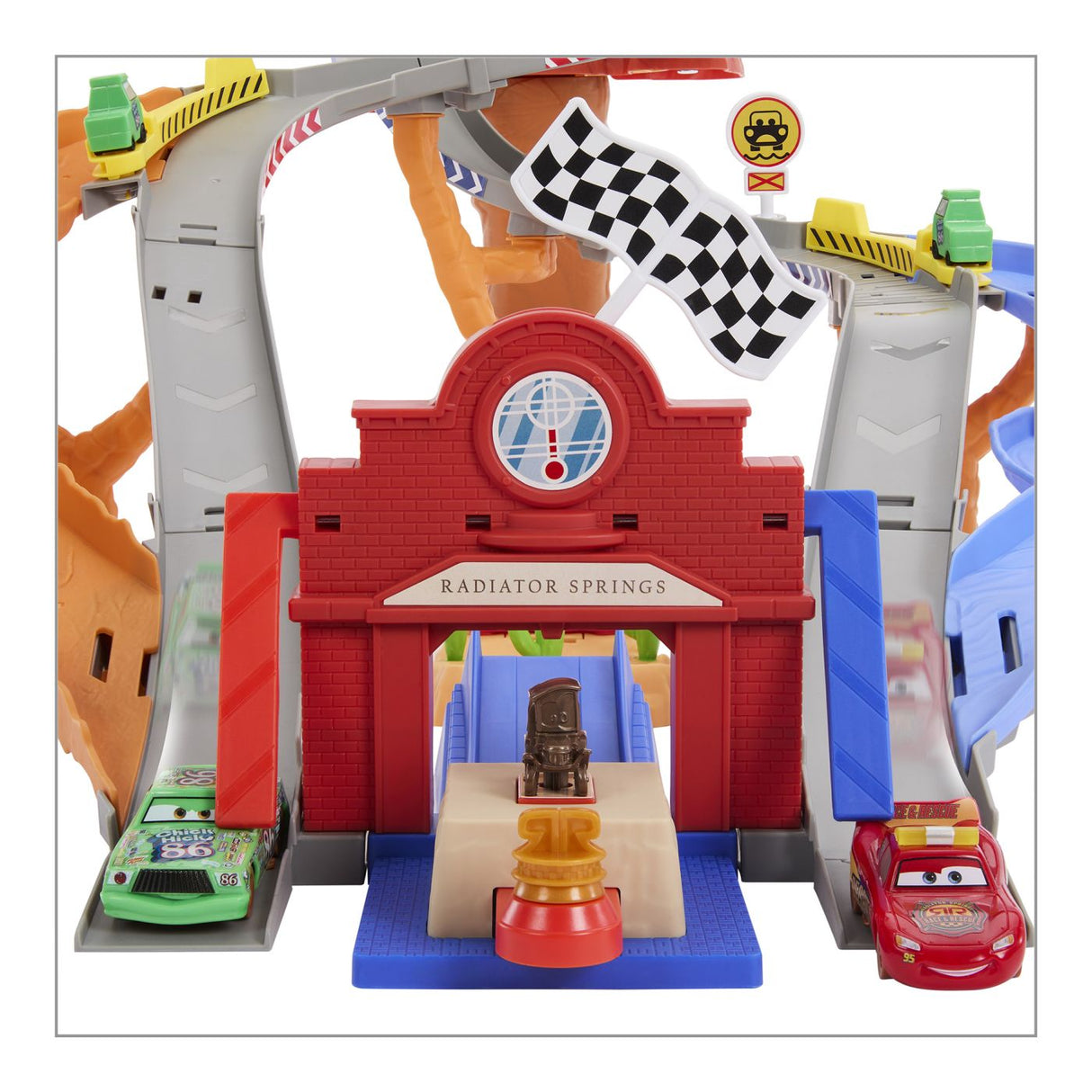 CARS RACE AND RESCUE SET DE JOACA CURCUIT DE SALVARE SI 3 MASINUTE METALICE
