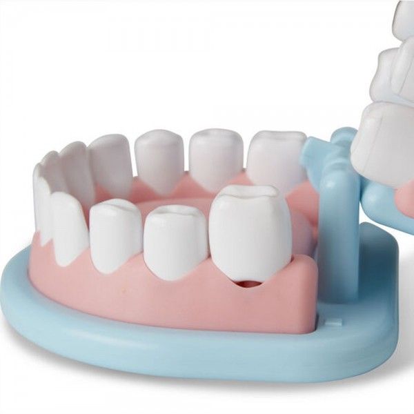 MELISSA AND DOUG SET DE JOACA SUPER SMILE LA DENTIST