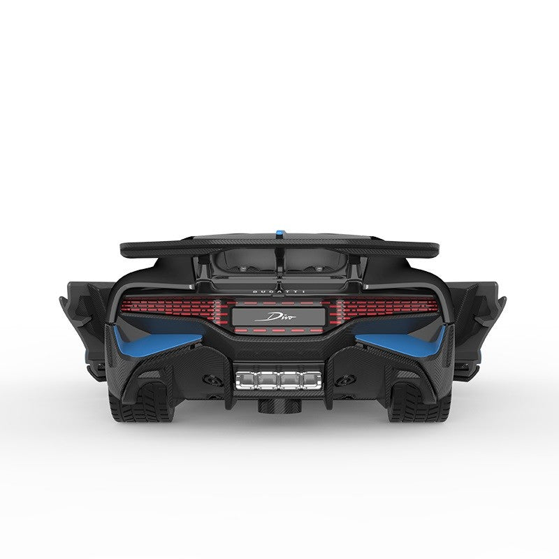 MASINUTA METALICA BUGATTI DIVO SCARA 1 LA 32