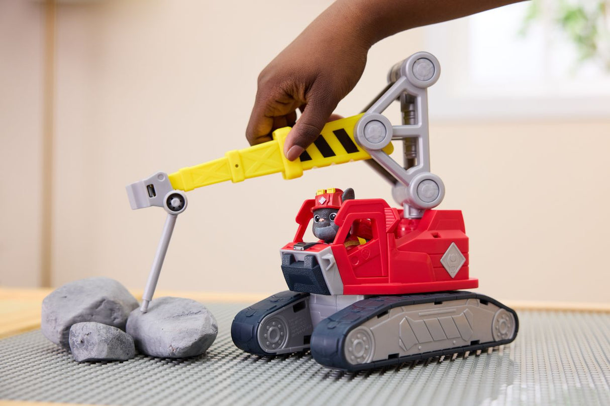 PATRULA CATELUSILOR RUBBLE SI ECHIPA SET VEHICUL EXCAVATOR SI FIGURINA CHARGER