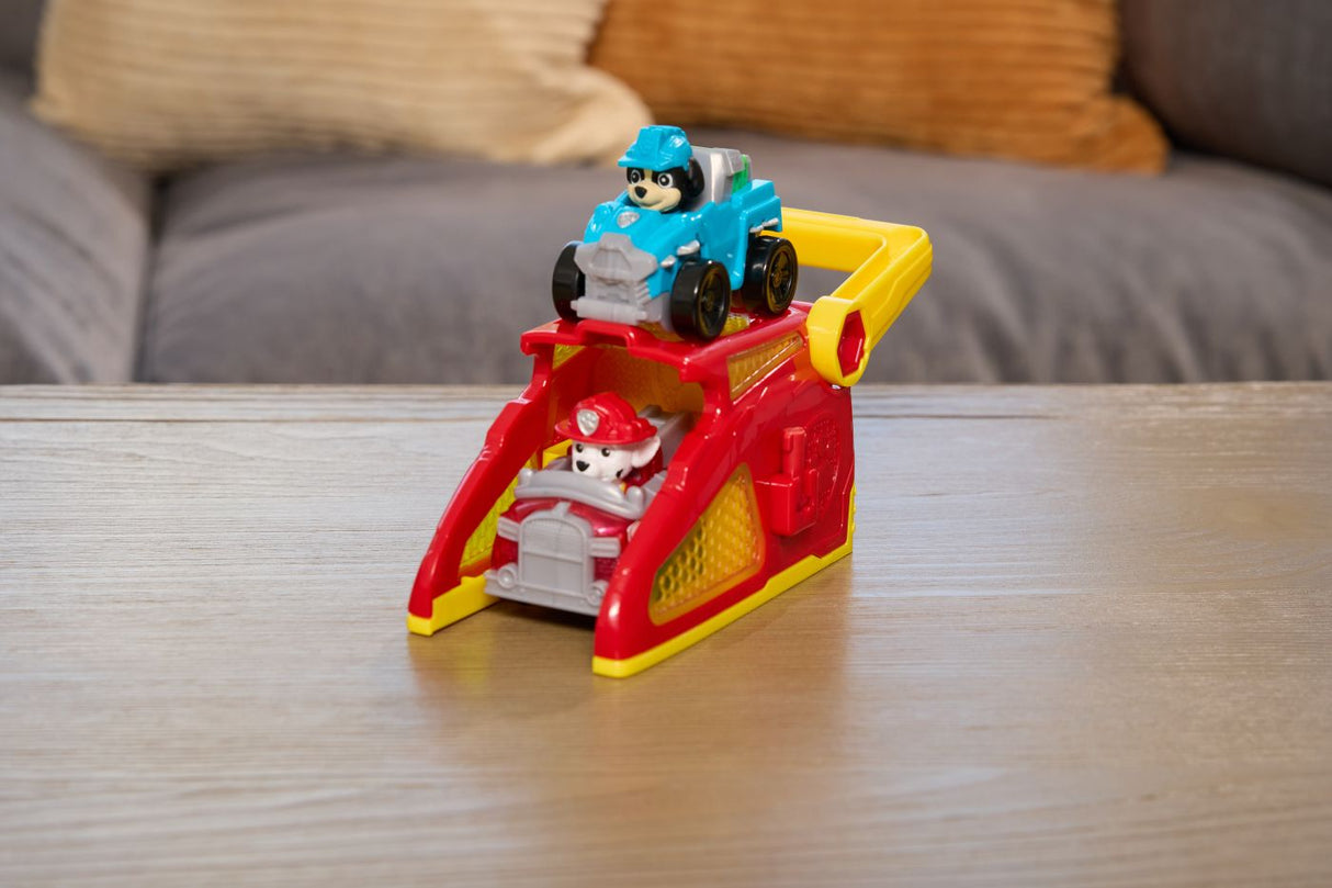PATRULA CATELUSILOR SET FIGURINA MARSHALL SI VEHICUL CU LANSATOR