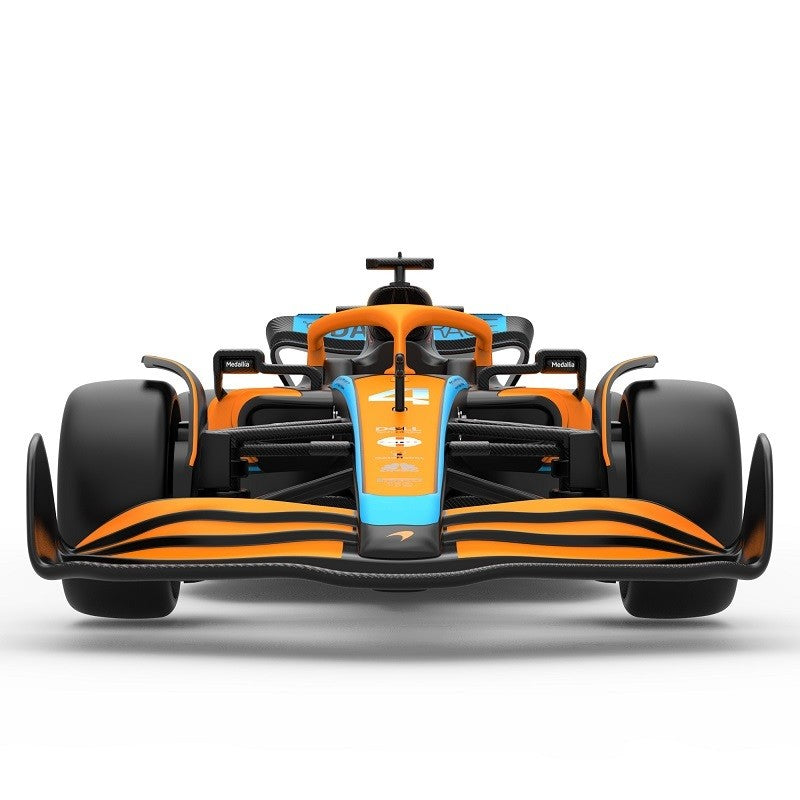 MASINUTA METALICA MCLAREN F1 MCL36 SCARA 1 LA 24