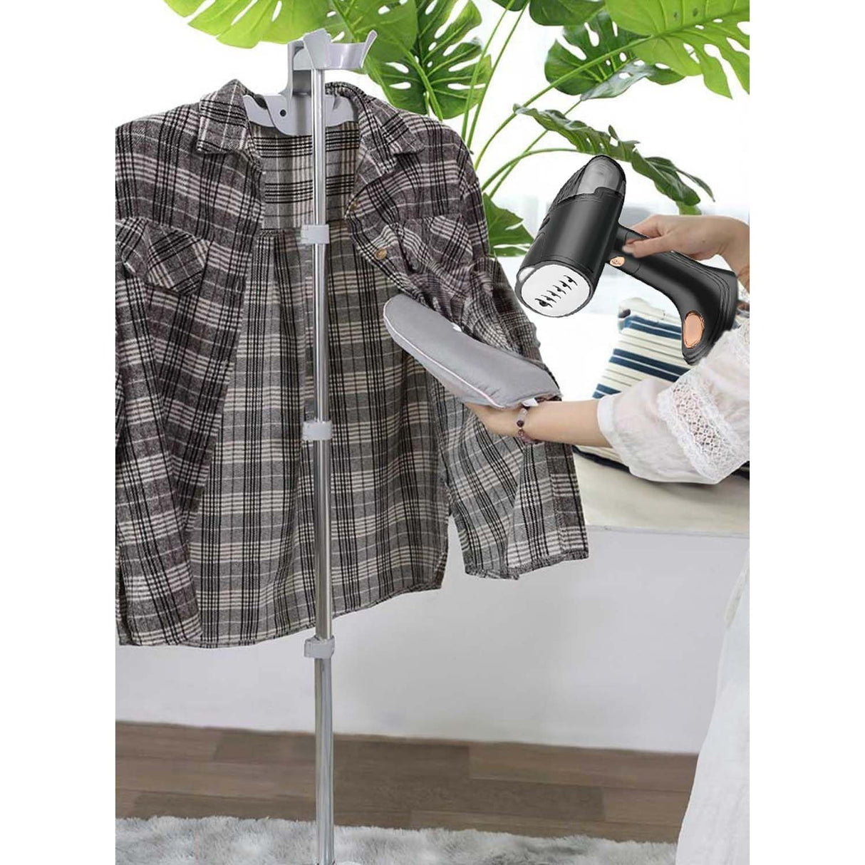 Aparat de Calcat Vertical Portabil cu Abur, Vivimall, Putere 1500W, Rezervor Detasabil de 138ml, Priza, Functie Anti Calcar si Auto Curatare, Pliabil, cu Perie, 20x10.5x8 cm, Negru - vivimall.ro