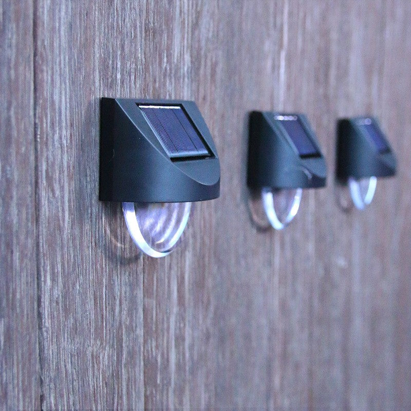 Aplica solara LED Vivimall, ABS/Policarbonat, rezistent la apa IP65, 1 LED, pentru gradina, casa, balcon, terasa, 1.2V, 600mah, 8.8 x 8.5 cm, alb rece - vivimall.ro