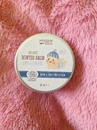 Balsam de buze Sence Disney Stitch 4.5g cu aromă de merișor - Hidratare superioară