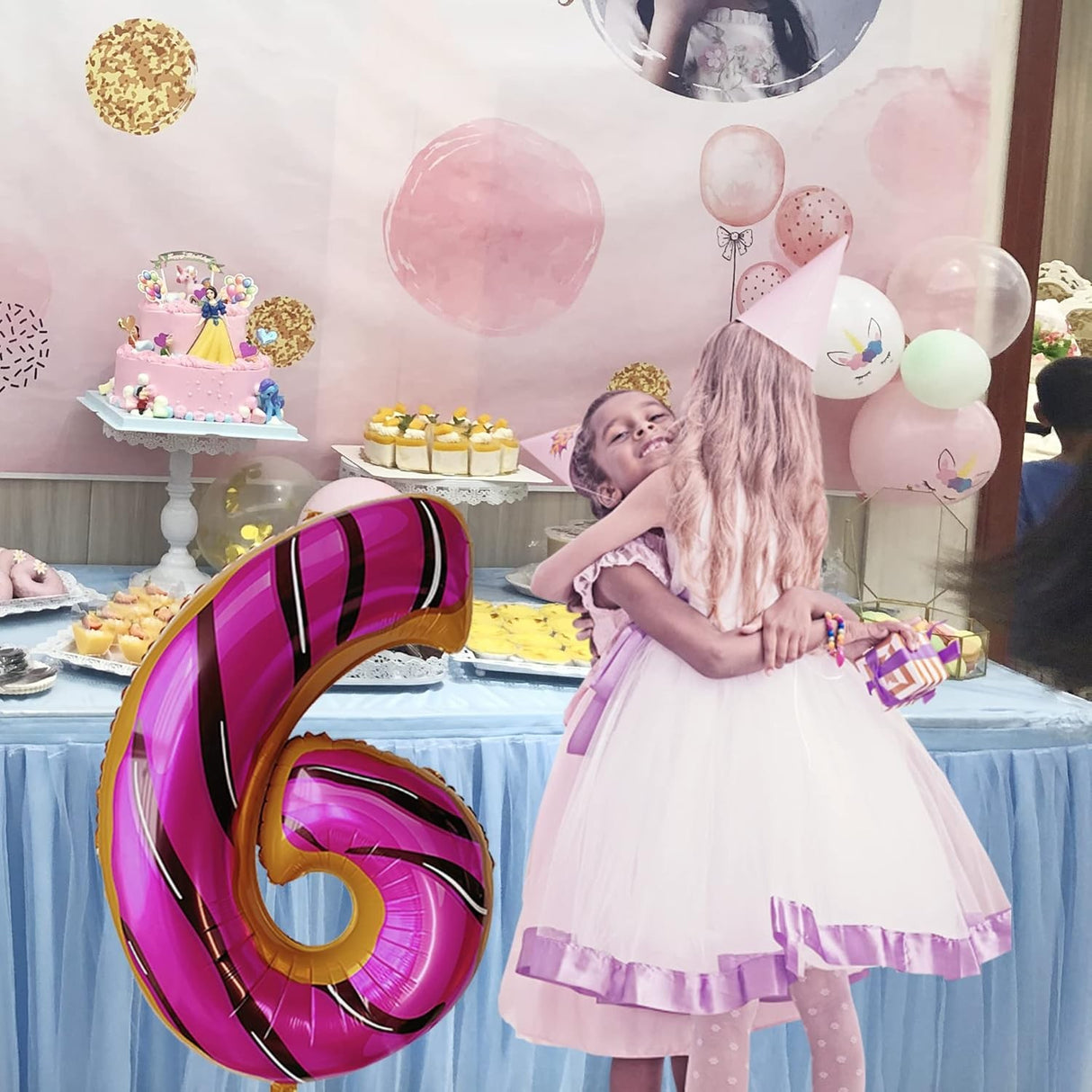 Balon din Folie Metalizata Vivimall, Figurina Cifra, Imprimeu Gogosi, Tema Aniversare 100 cm, Ambalaj Individual, Pai inclus, Umflare cu Aer sau Heliu, Multicolor, Cifra 6 - vivimall.ro