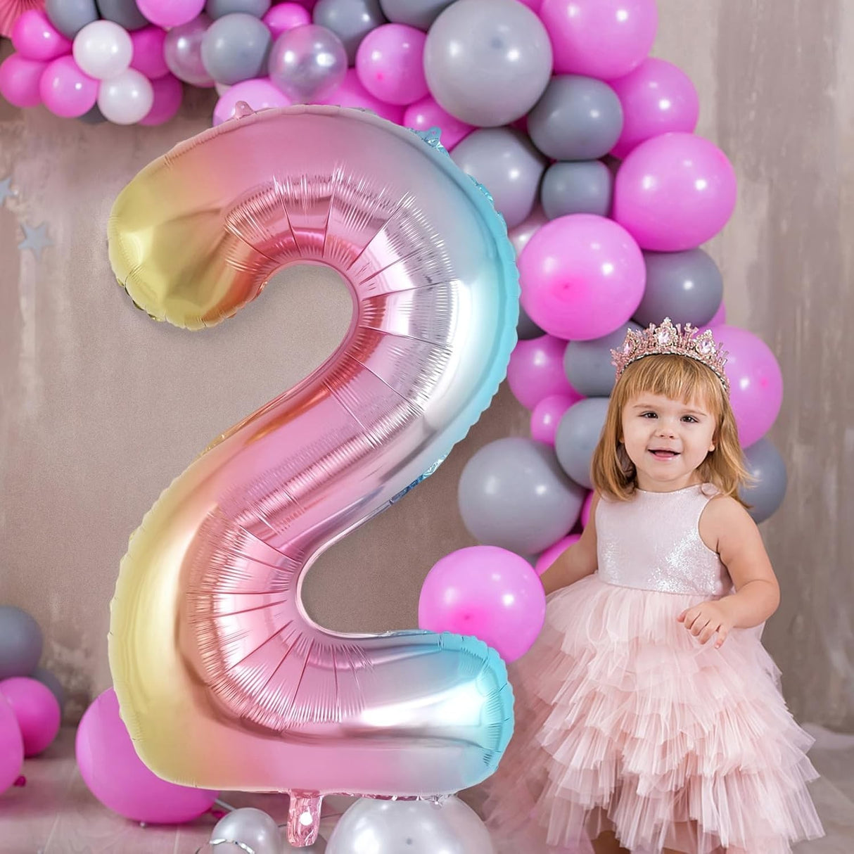 Balon din Folie Metalizata Vivimall, Figurina Cifra Gradient, Tema Aniversare 40 cm, Ambalaj Individual, Pai inclus, Umflare cu Aer sau Heliu, Multicolor, Cifra 2 - vivimall.ro