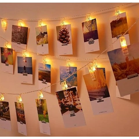 Ghirlanda Luminoasa cu 10 Clipsuri pentru Poze, Vivimall, 1.5 m, cu Baterii si Telecomanda, 8 Programe, Fir Argintiu, Alb Cald - vivimall.ro