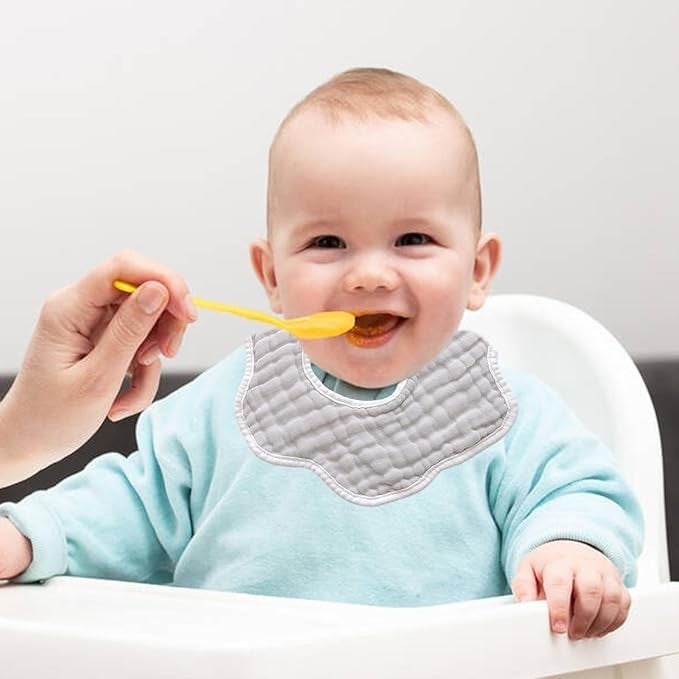 Baveta Tip Floare, Vivimall, din Bumbac, pentru Copii 0-12 Luni, Rezistenta la apa, 8 Straturi, Model Tricotat cu Cirese, 26 x 29 cm, Alb - vivimall.ro