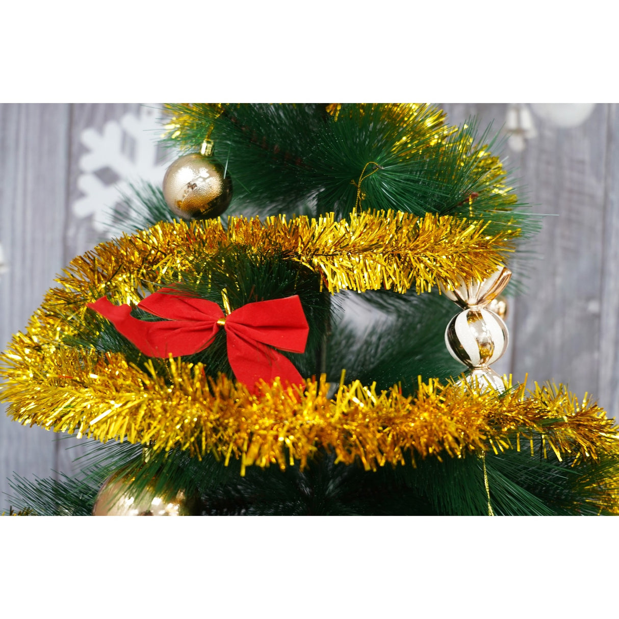 Beteala Craciun, Flippy, auriu, marimea: 2 m x 5 cm material:folie PVC, interior/exterior - vivimall.ro