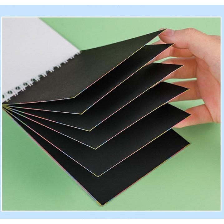 Caiet cu fise razuibile Vivimall, DIY Magic Scratch, 12 File, Curcubeu, Creion din Lemn, Cartonase negre, A5, Multicolor - vivimall.ro