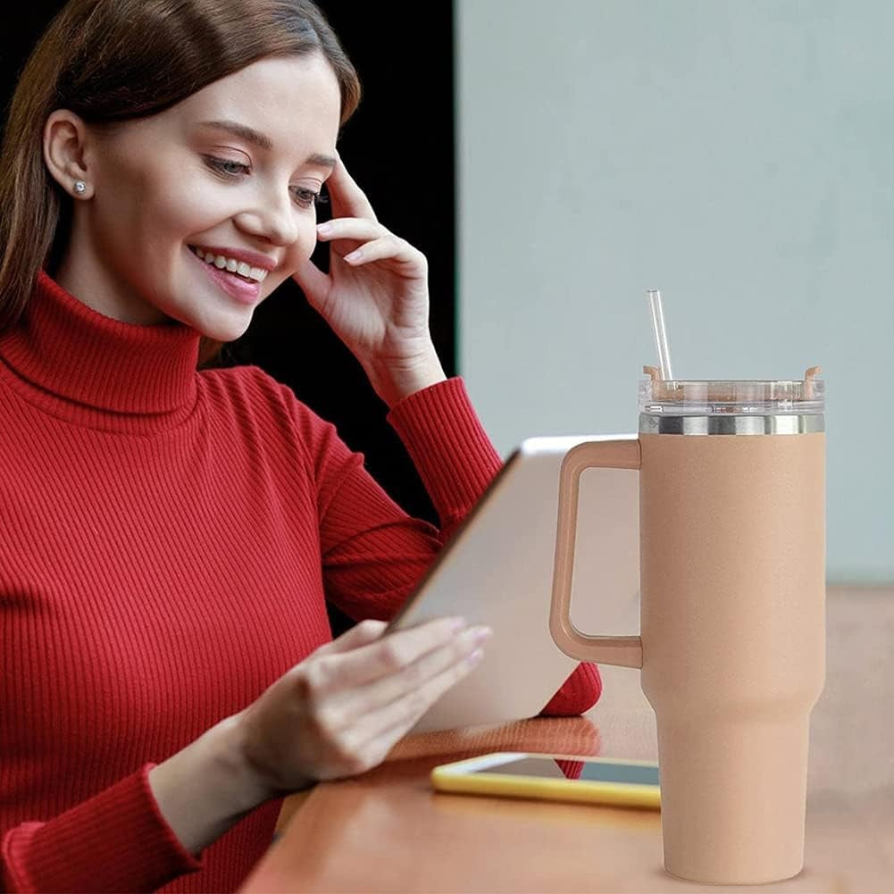 Cana Termos din Plastic, Vivimall, pentru Bauturi Calde si Reci, cu Maner, 9.9x9.9x27 cm, Roz Pal - vivimall.ro