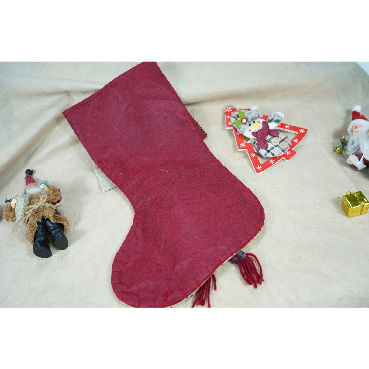 Ciorap Cadouri, Vivimall,cu model om de zapada,crem, marimea 20x40 cm, textil, interior - vivimall.ro