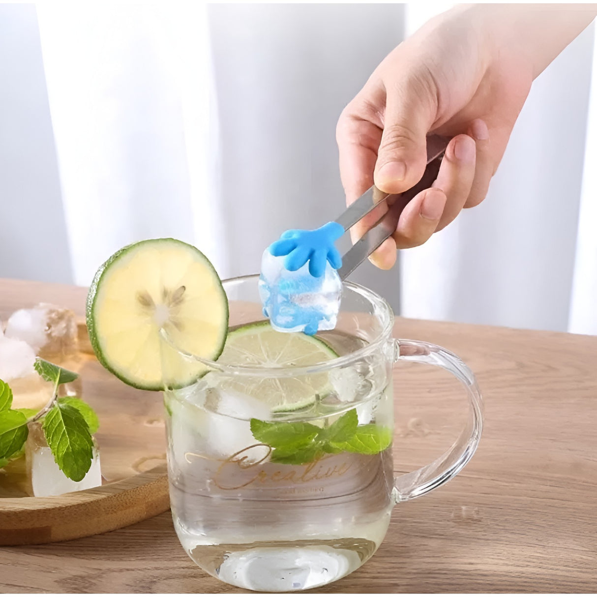 Cleste Creativ pentru Mancare, Vivimall, Model Manute din Silicon, 14.5x3 cm, Rezistent la Temperaturi Inalte si Coroziune, Albastru - vivimall.ro