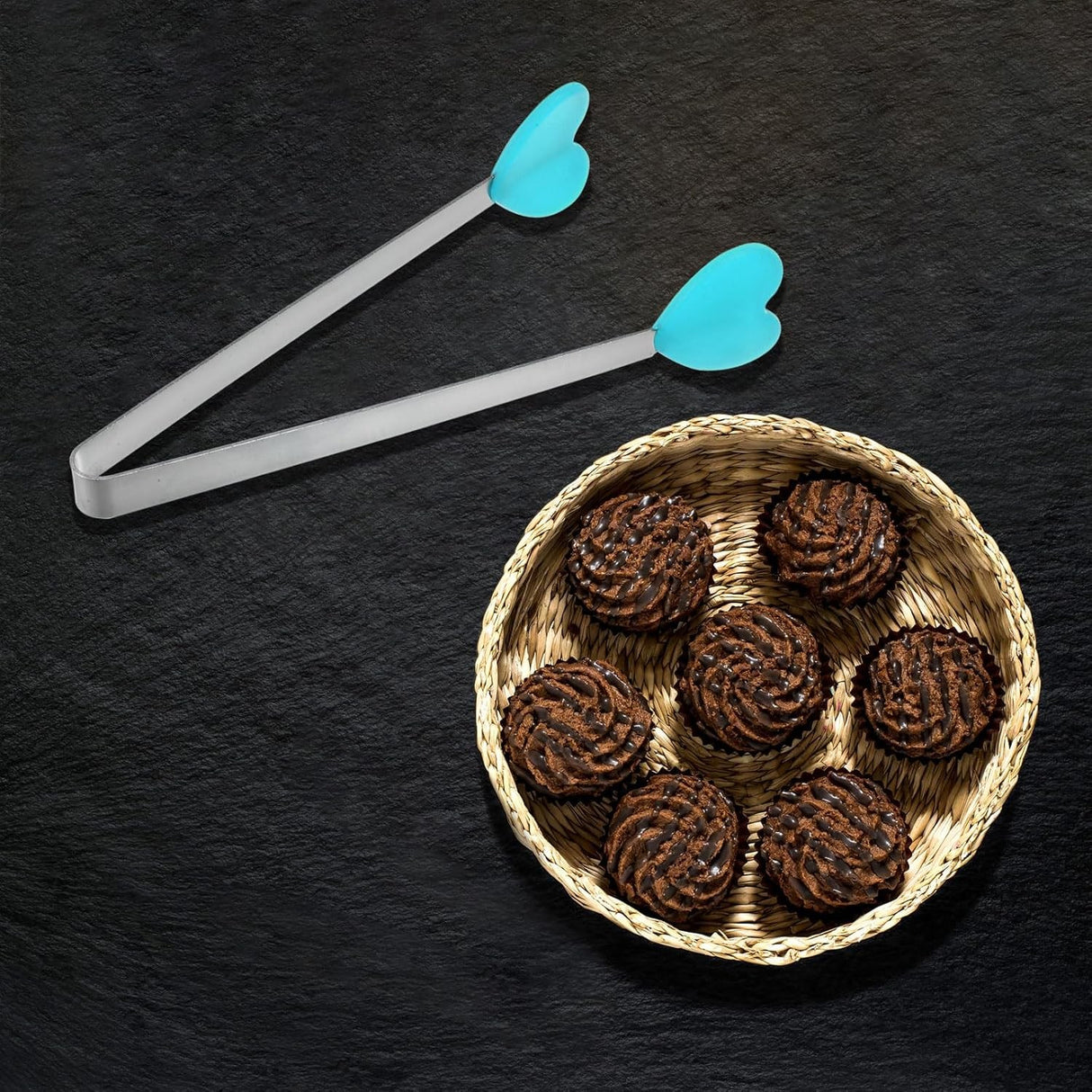 Cleste Creativ pentru Mancare, Vivimall, Model Inimioare din Silicon, 14.5x3 cm, Rezistent la Temperaturi Inalte si Coroziune, Albastru - vivimall.ro