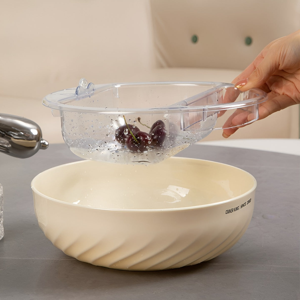 Bol cu Doua Straturi, Vivimall, pentru Fructe, Legume, Snacks, cu Strat de Scurgere a Apei, Suport pentru Telefonul Mobil, 22.4x9 cm, Crem - vivimall.ro