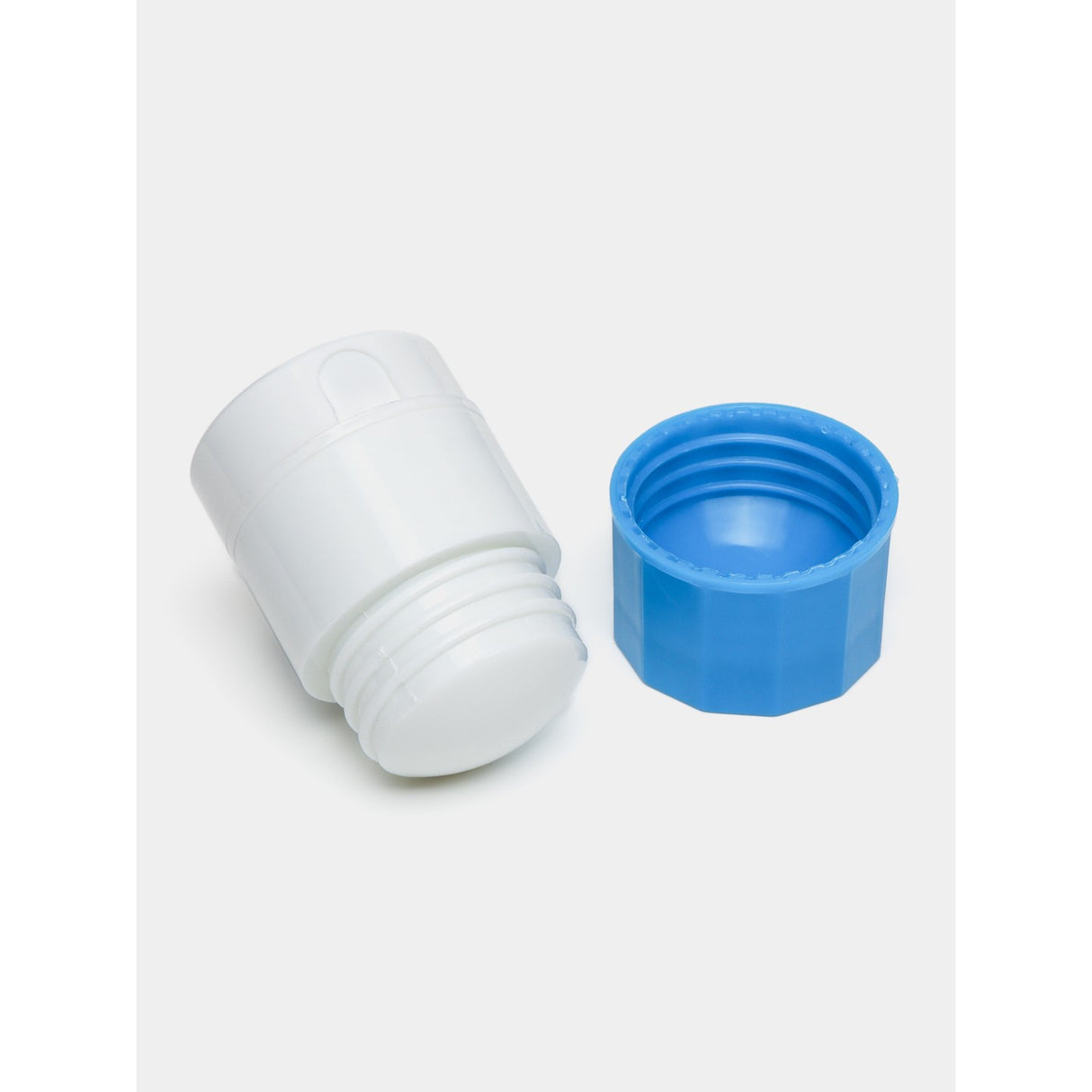 Multifunkcionális gyógyszertartó doboz, 4 az 1-ben, víztartály, vágás, zúzás, tárolás, kompakt, rozsdamentes acél pengével, fehér/,