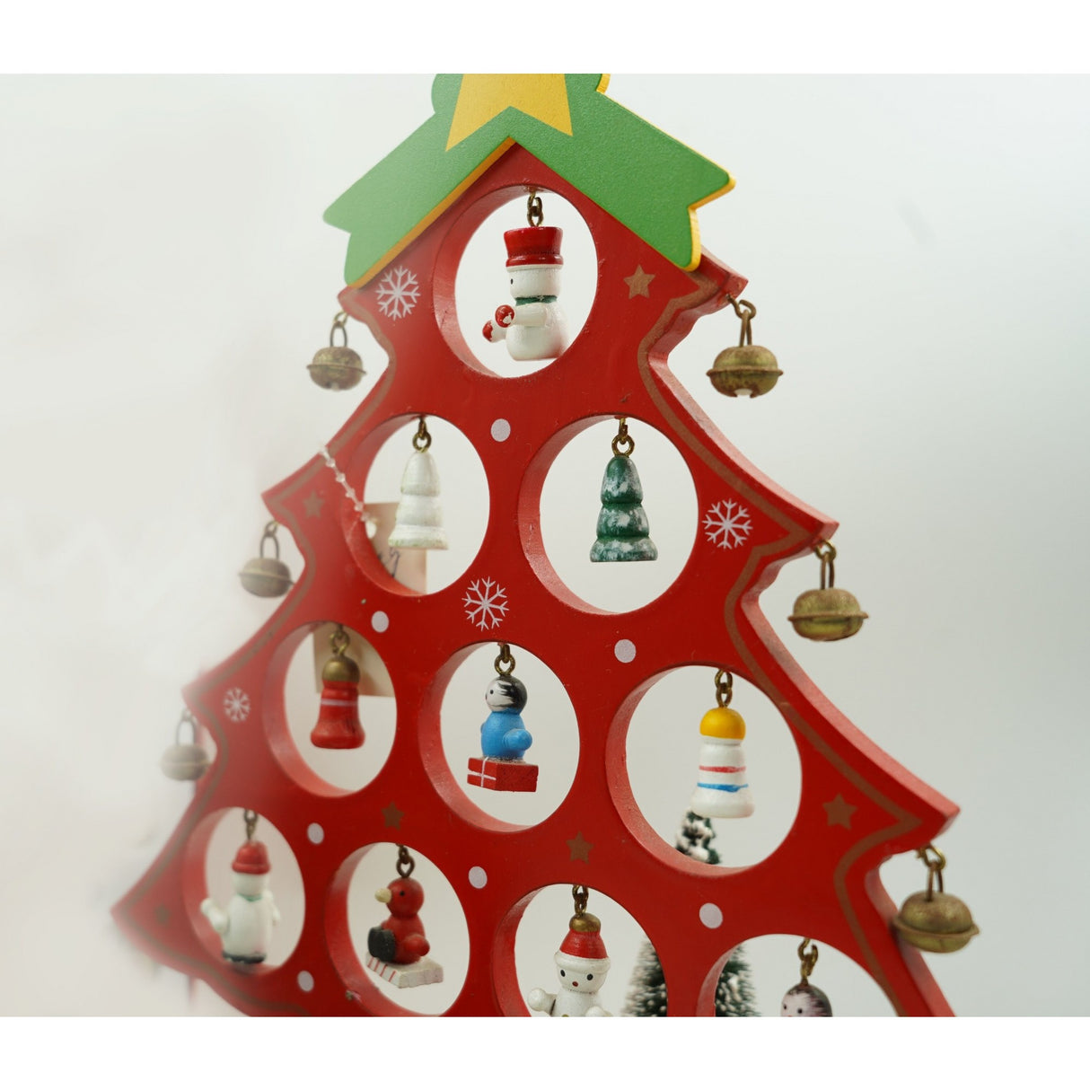 Decoratiune Craciun, Brad, Rosu, 10 cavitati cu ornamente, 20.5 cm x 28 cm, Lemn, Vivimall - vivimall.ro