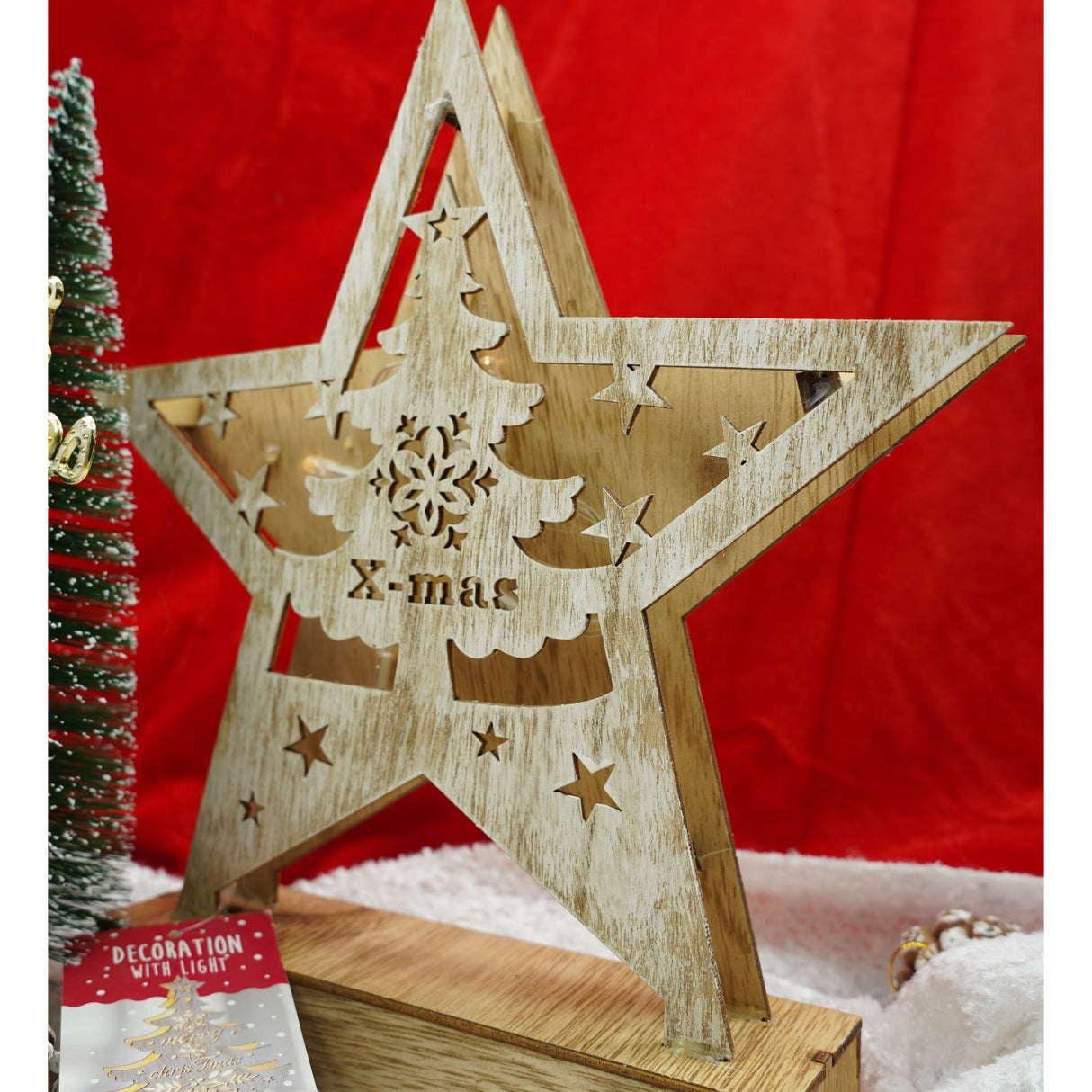 Decoratiune luminoasa, model de Stea cu Brad si inscriptie Marry Christmas, alb, lungime: 19 cm, latime: 5 cm, inaltime: 26 cm, lemn, interior/exterior - vivimall.ro