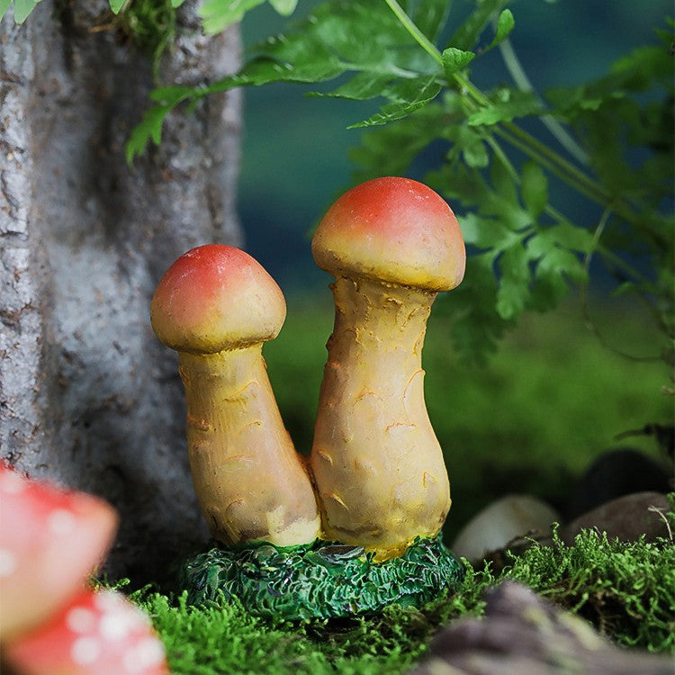 Decoratiune Ornament pentru Ghiveci, Flippy, Decoratiune pentru Gradina, Model 2 Ciuperci Rosii cu Tulpina Galbena, 3 x 4.4 cm, Galben - vivimall.ro