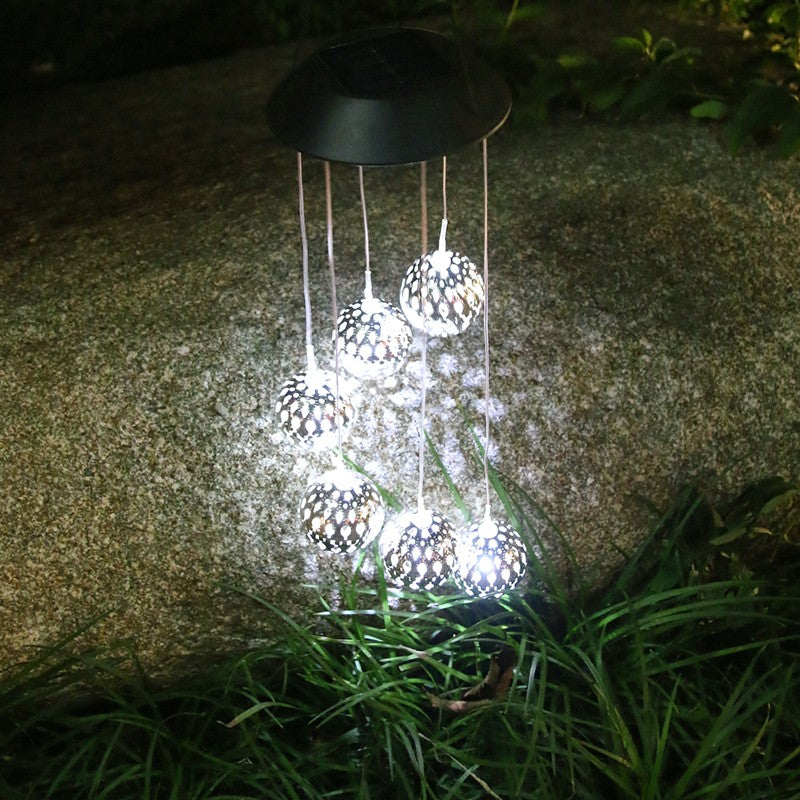 Lampa solara de tip decoratiune pentru gradina, Vivimall, model clopotel de vant, alb cald - vivimall.ro