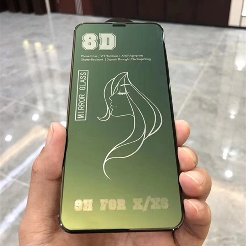 Folie tempered glass iPhone 15 verde, detaliu suprafață oglindă și tratament anti-amprentă