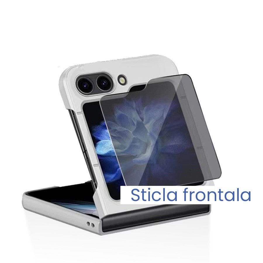 Folie sticlă securizată Samsung Galaxy Z Flip 6 aplicată pe telefon, perspectivă lifestyle