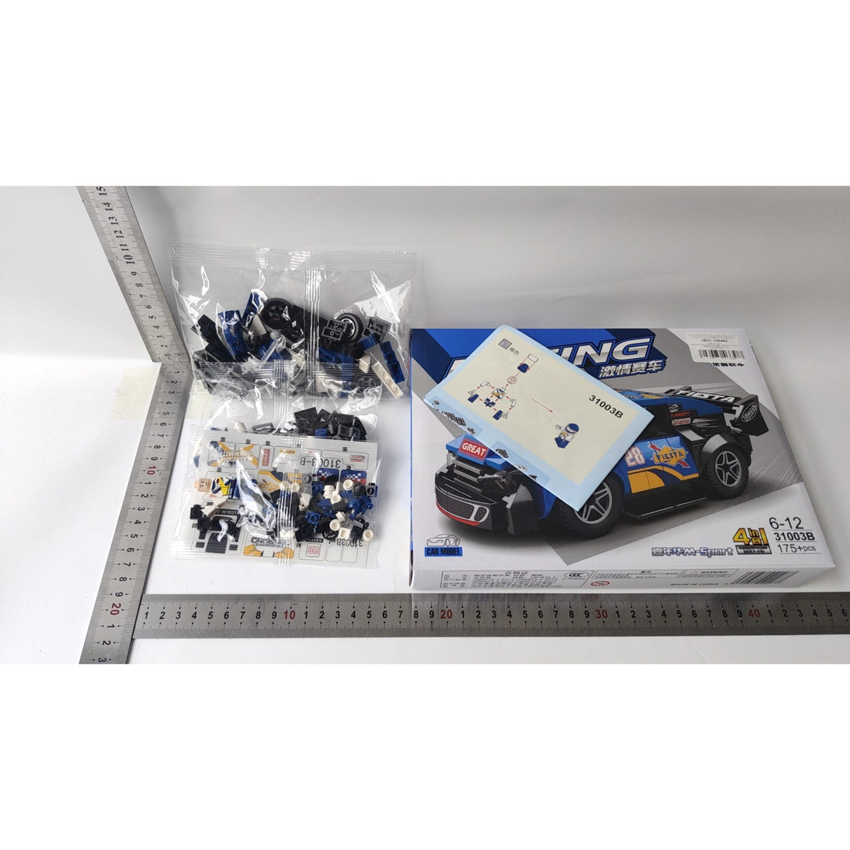 Set de Constructie Masina de Curse 4in1, Vivimall, 26x19 cm, 175 de Piese, Masina Sport cu Pilot, 6 ani, Albastru - vivimall.ro