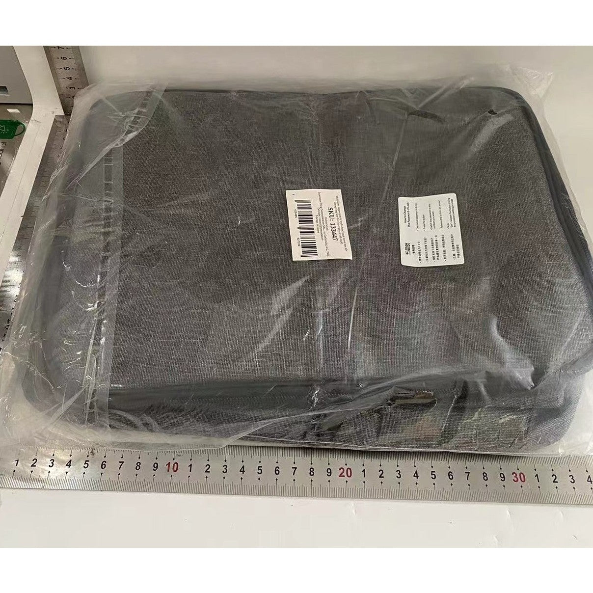 Geanta Vivimall pentru Depozitare Acte si Documente, Facturi, Carduri, cu Cod de Securitate, 5 Compartimente, Impermeabila, 37 x 20 x 27 cm, Gri - vivimall.ro