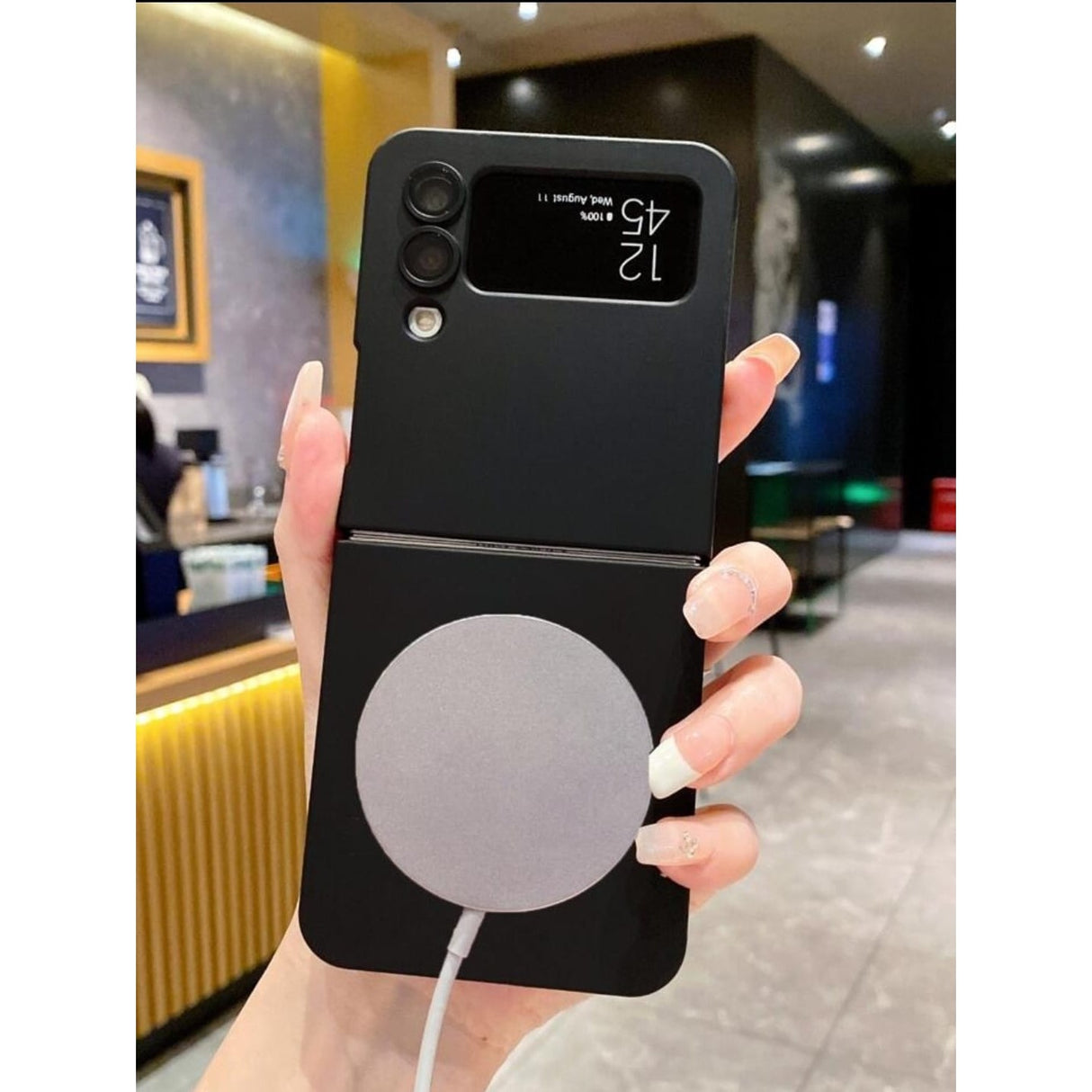Husa de Protectie, Vivimall, Compatibila cu Samsung Galaxy Z Flip5, Magsafe Pliabila, Incarcare Wireless, Negru - vivimall.ro