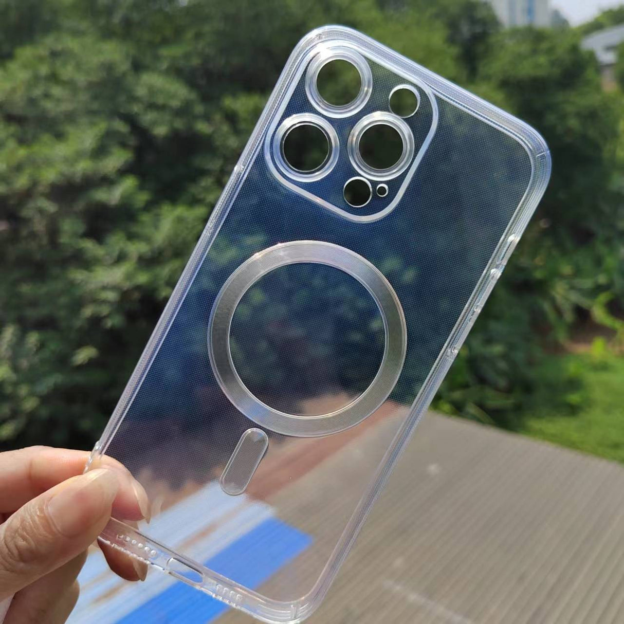 Husa de Protectie, Vivimall, pentru Apple iPhone 16 Plus, MagSafe, TPU, Antisoc, Rezistenta la Impact, Protectie Camera, Transparent - vivimall.ro