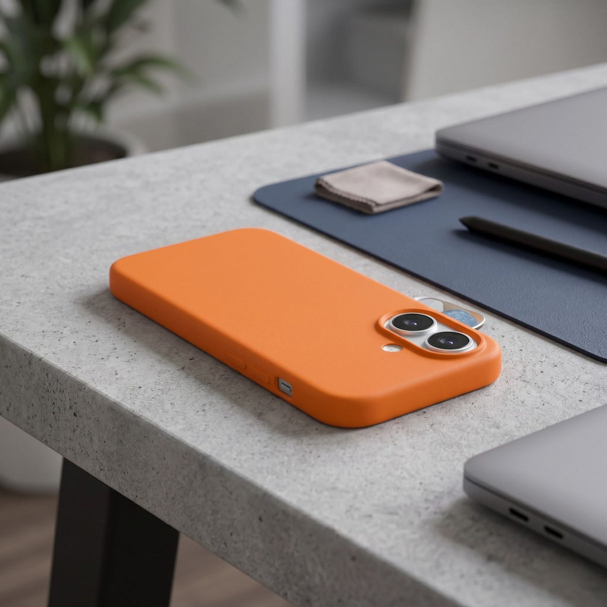 Husa de Protectie Telefon, Flippy, Compatibila cu iPhone 16 Plus, Silicon Premium Antisoc, Anti-Zgirieturi, MagSafe, Acces Camera Control, Protectie 360, Interior Microfibra, Portocaliu
