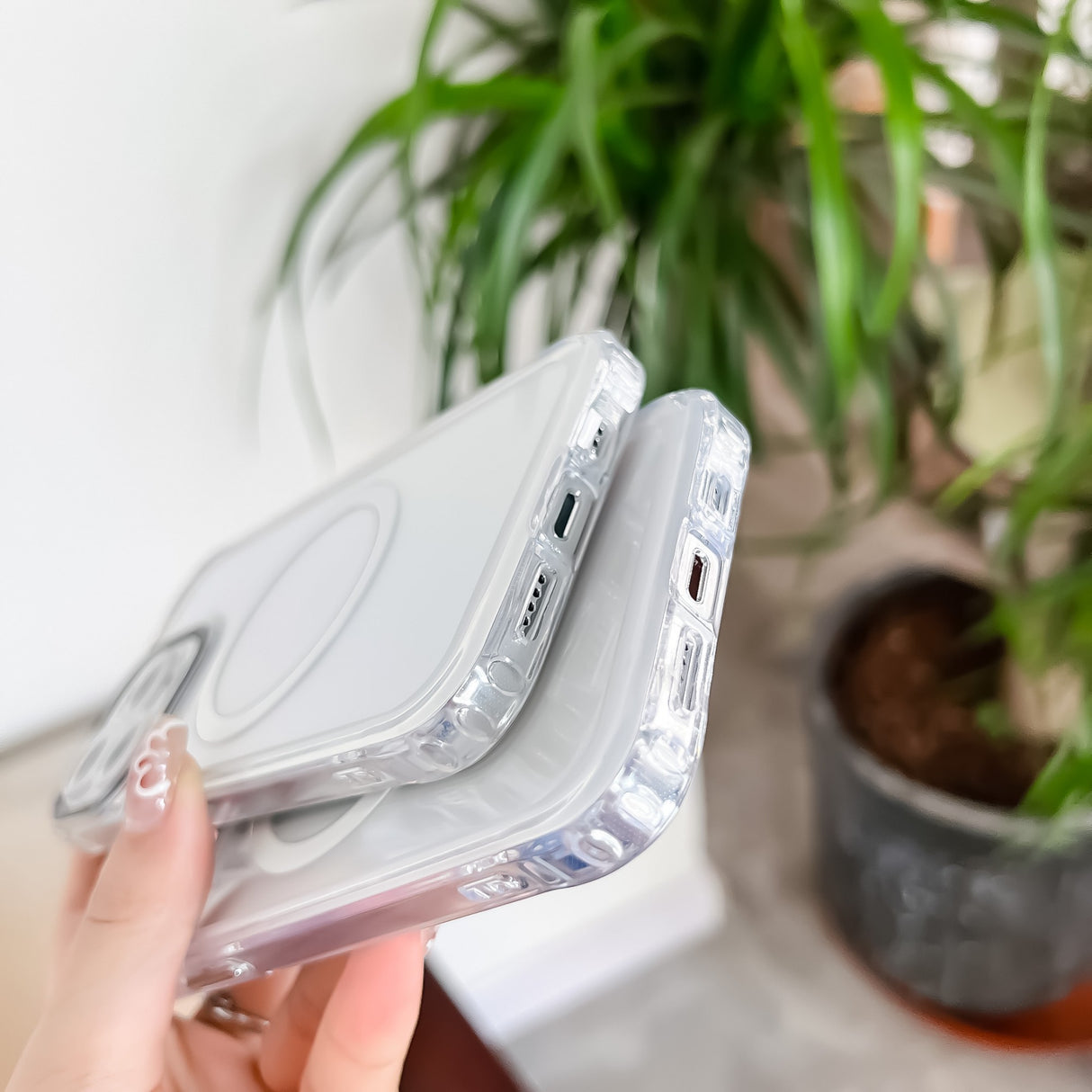 Husa MagSafe Silicone pentru iPhone 12 Pro Max, Flippy, Transparenta, Magnetica, Extra Protectie Camera Roz - vivimall.ro