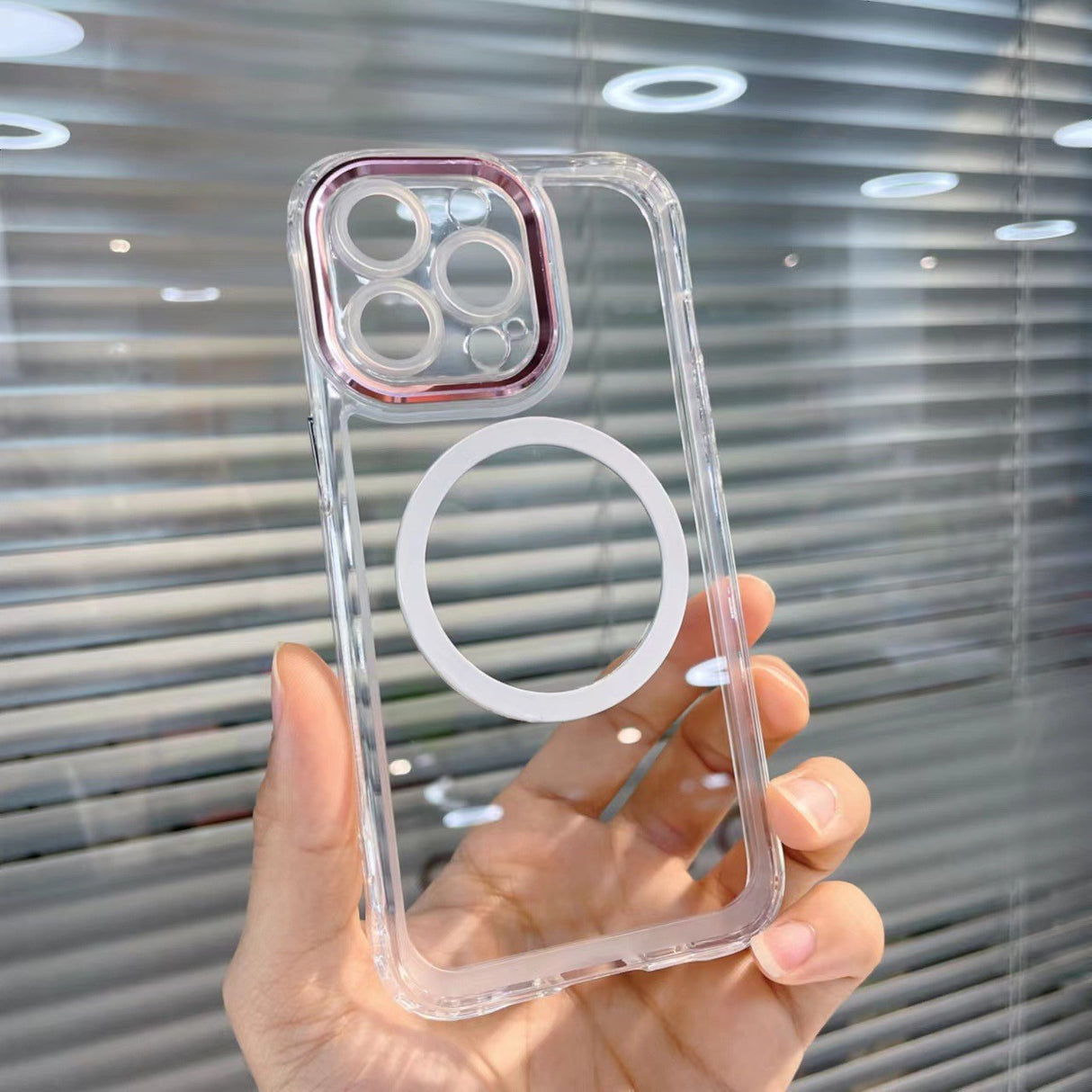 Husa MagSafe Silicone pentru iPhone 13 Pro, Flippy, Transparenta, Magnetica, Extra Protectie Camera Roz - vivimall.ro