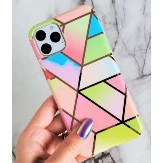 Husă iPhone 12 Pro Max Marble Geometric Roz, detaliu design IMD cu model geometric pe spate