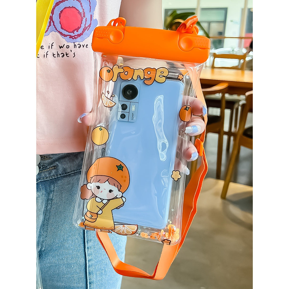 Husa subacvatica Waterproof Flippy, Snowproof, Universala, Impermeabila, pentru telefon sau documente, cu snur, Orange Girl, Portocaliu - vivimall.ro
