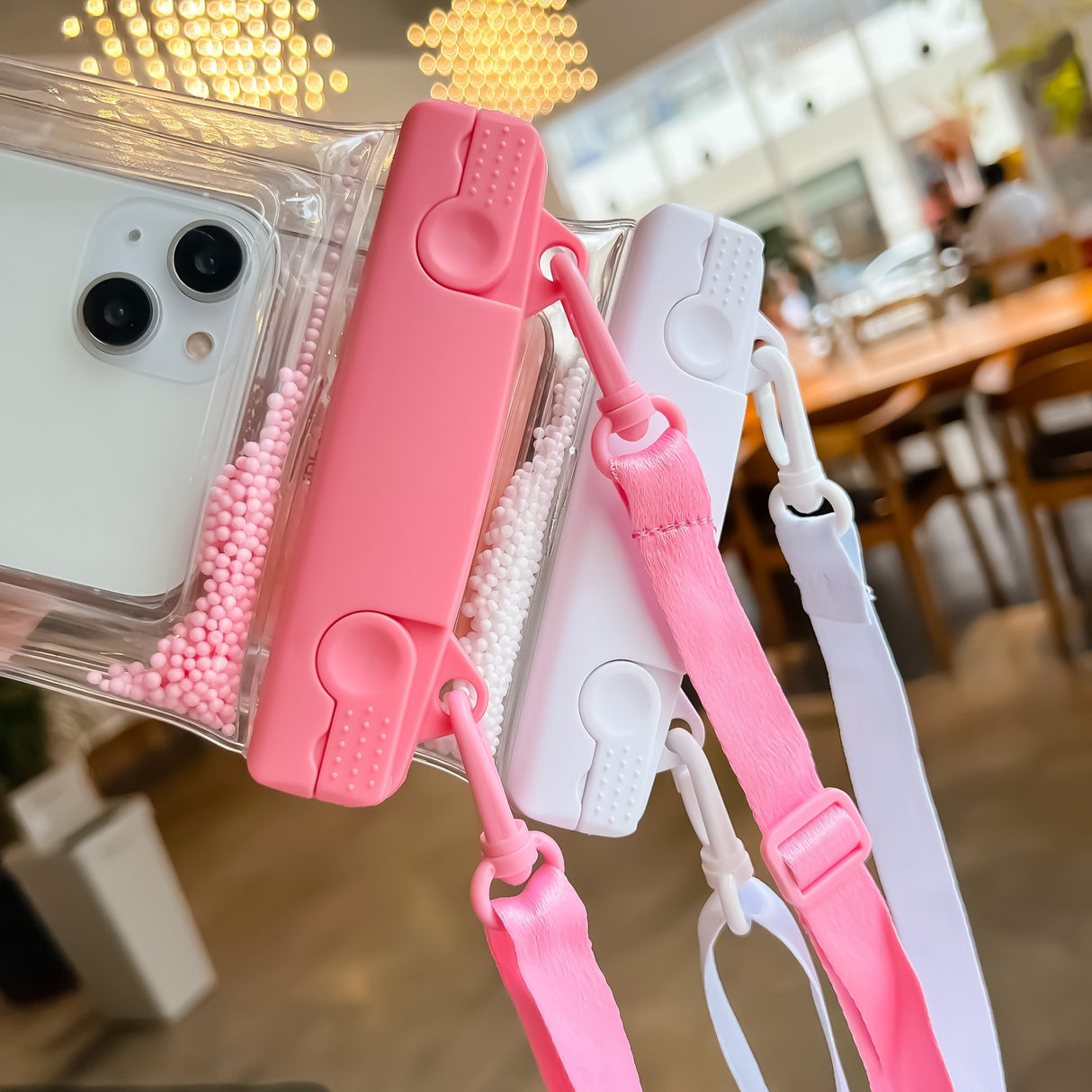 Husa subacvatica Waterproof Flippy, Snowproof, Universala, Senzoriala, cu Snur, pentru telefon sau documente, Alb - vivimall.ro