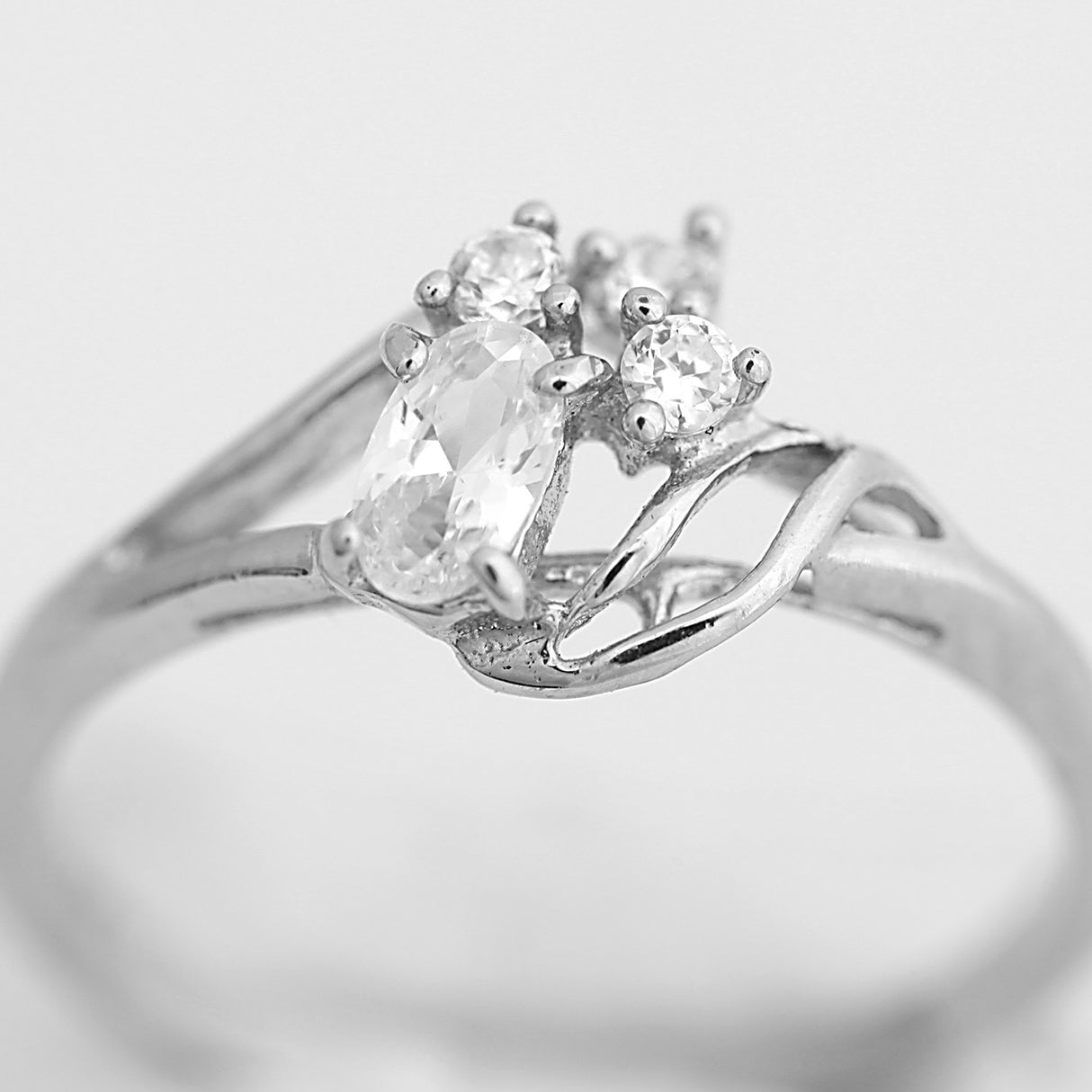 Inel din Argint 925 cu Zirconii, rodiat, marimea 56 - vivimall.ro